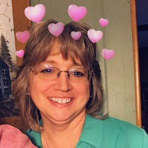 Meet your Posher, Debora